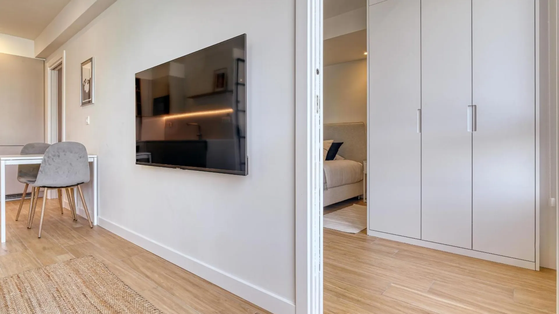 Monthly Triunfo By Sweet Home San Sebastián Spanien